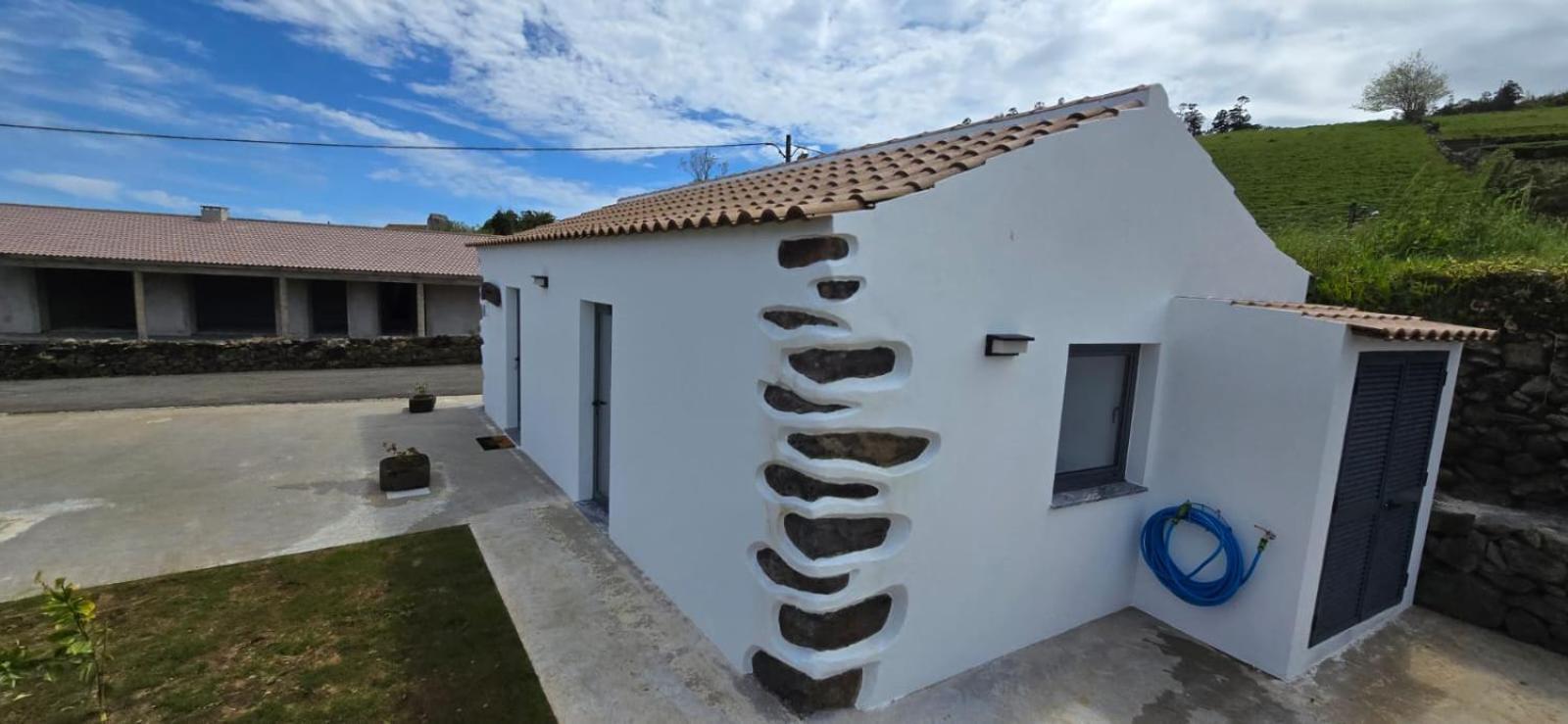 Casa Do Avo Jose Mota * Santa Cruz das Flores